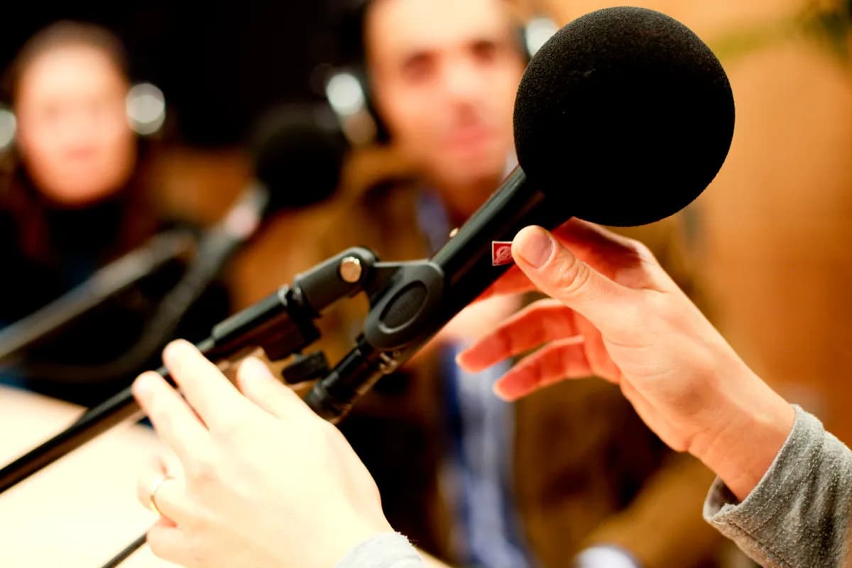 Undersökning: Unga kvinnor ser mer botox i media, skådespelare reagerar