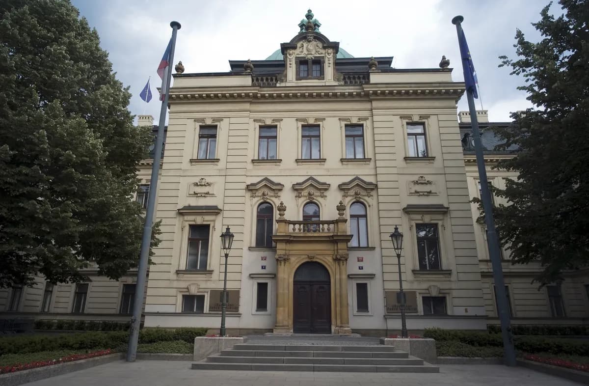 Sverige håller krissamtal om Mellanösterns ekonomiska effekter