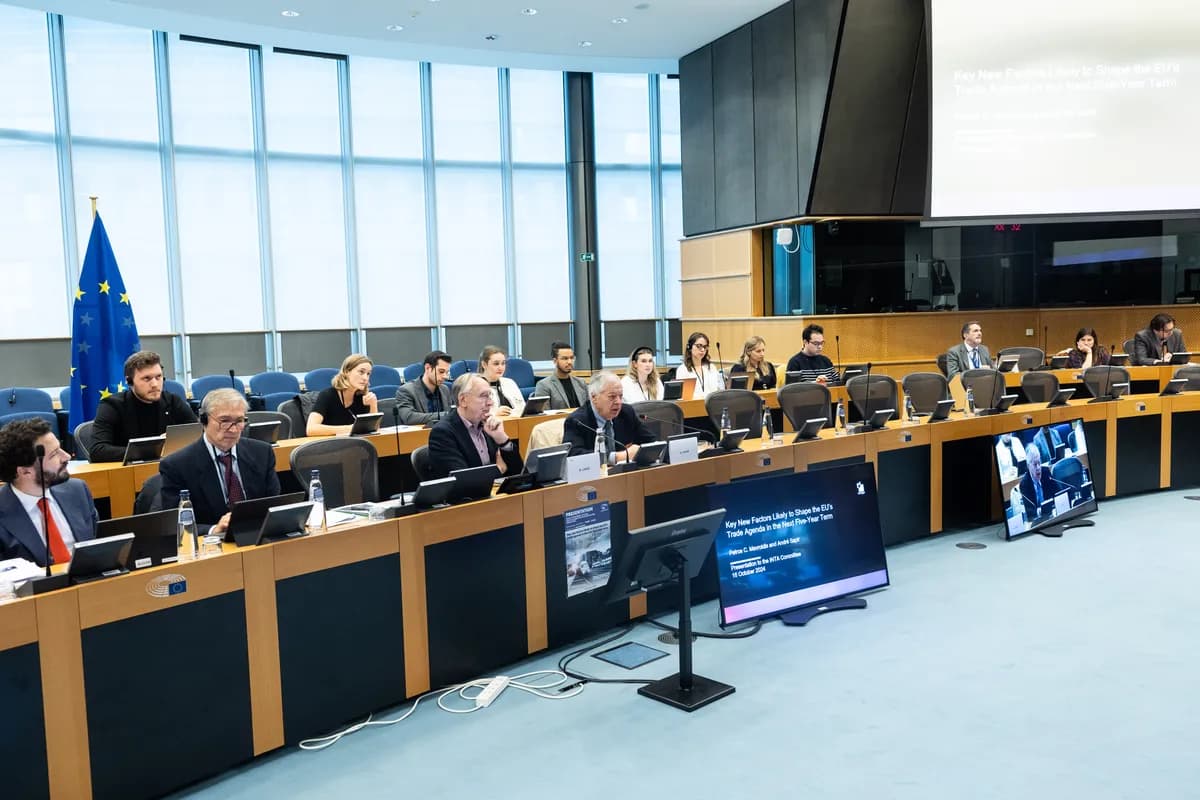 EU-parlamentet godkänner Turnberry-handelsavtalet med USA, inför skyddsåtgärder