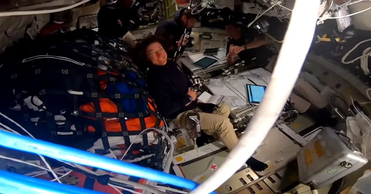 Artemis II-astronaterna återvänder efter historisk månmission