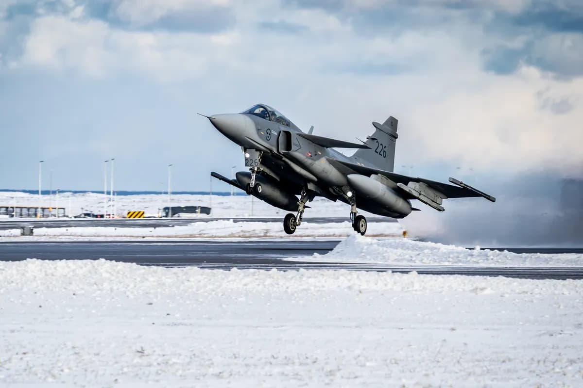 Israeliska flyganfall träffar Iran när regional konflikt går in i andra veckan