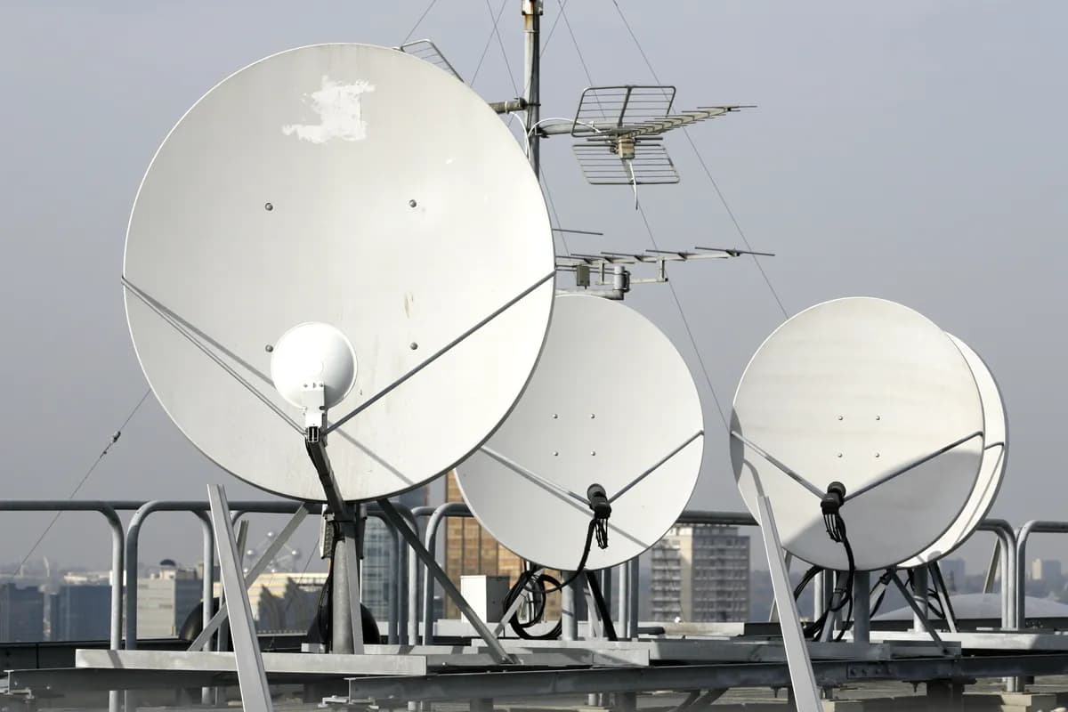 Sverige skjuter upp första militära satelliten via SpaceX