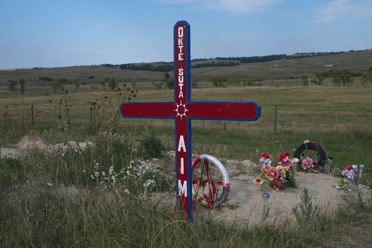Diplomatsons död i självmord vid 25 års ålder