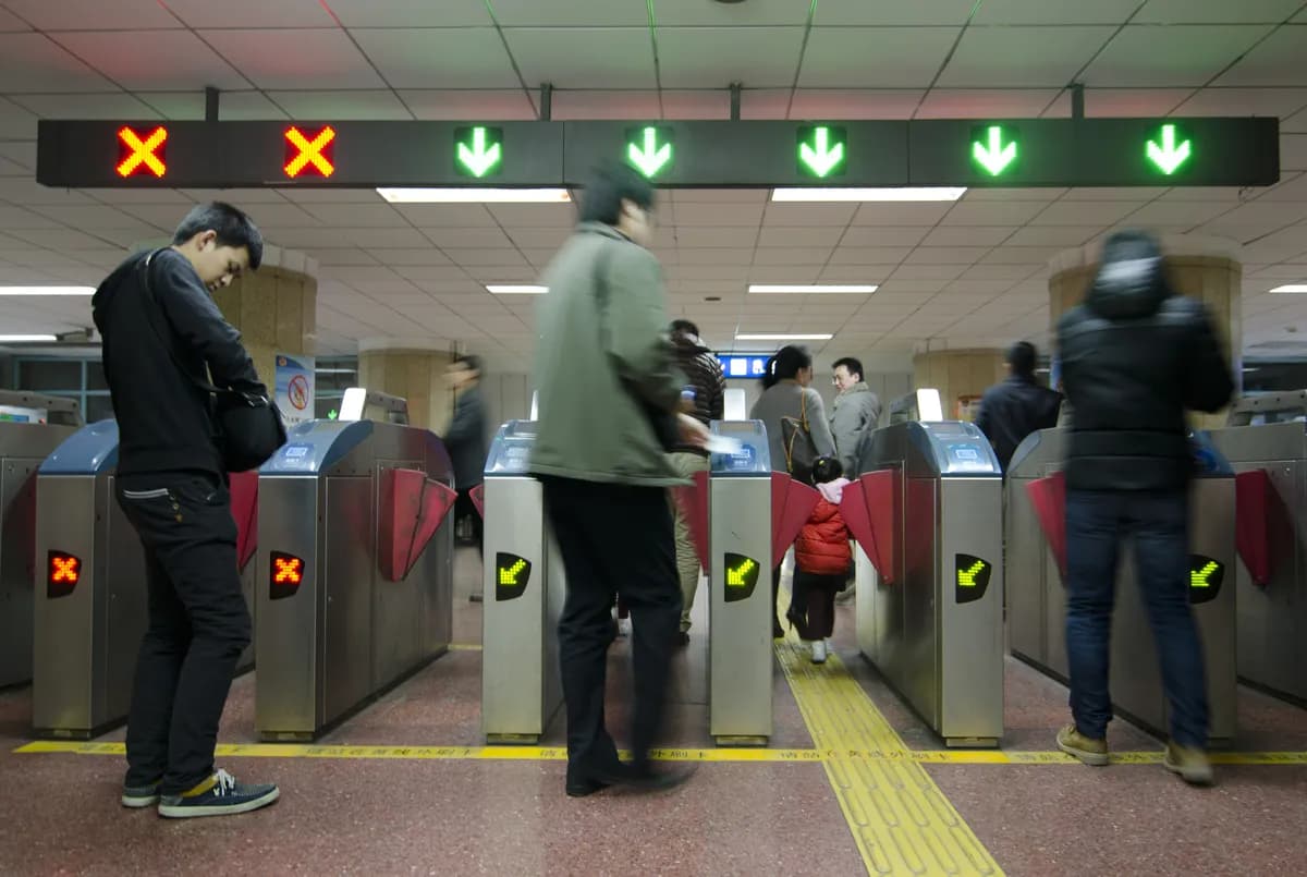 Tubeförare röstar för strejk mot fyradagarsvecka, kaos hotar
