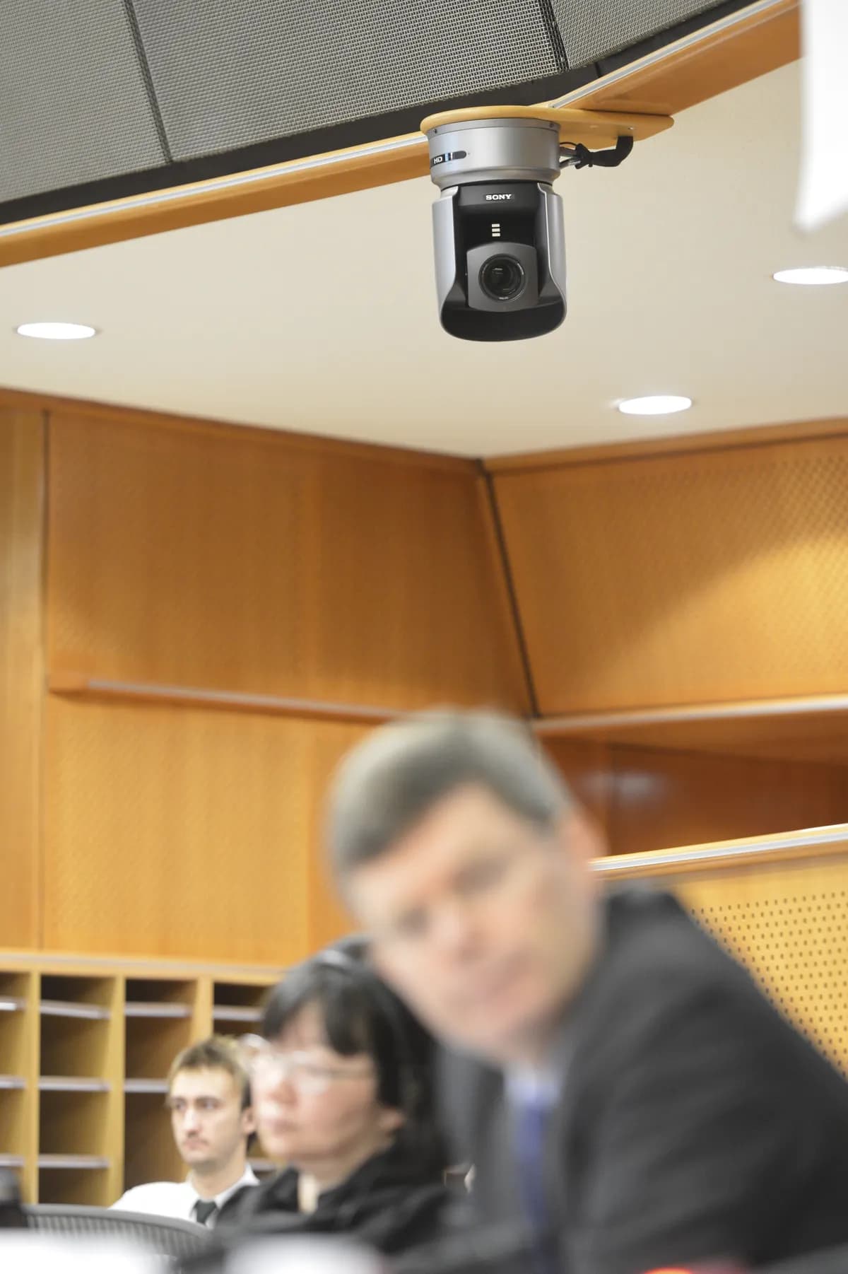 Reed Hastings lämnar Netflix efter 29 år – aktien faller 8%