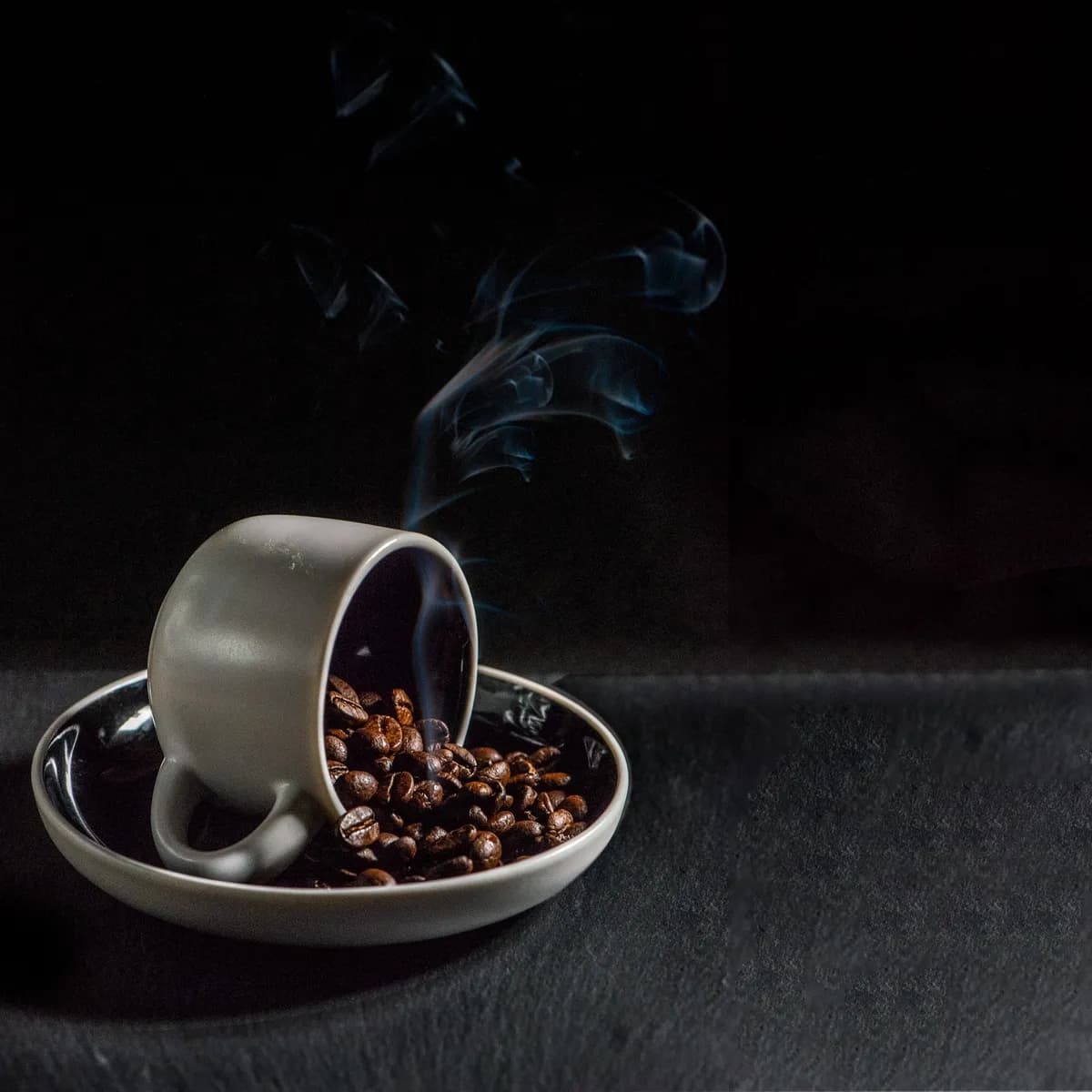 Nespresso lanserar kaffepop-up i London med Dua Lipa-kampanj