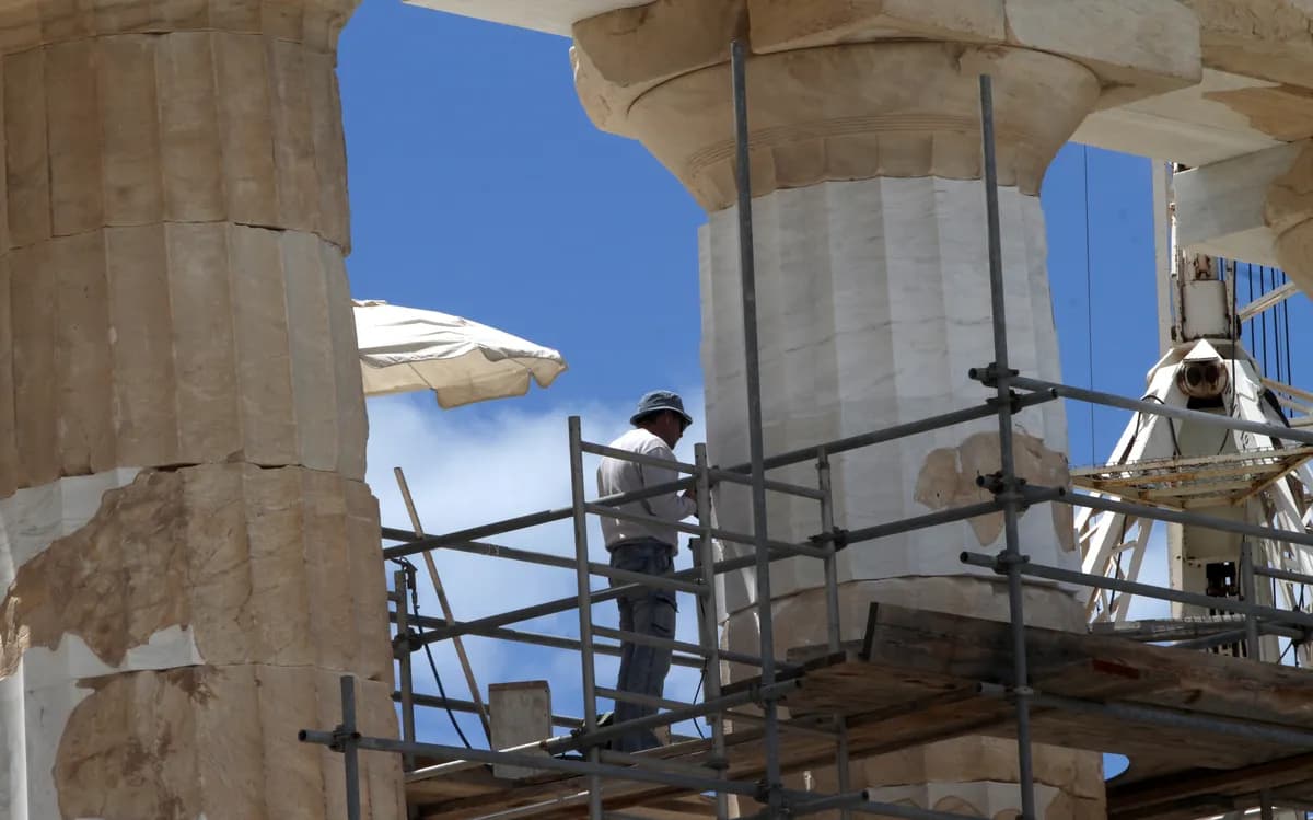 Sweden Boosts Road Maintenance Funding Amid Local Disputes