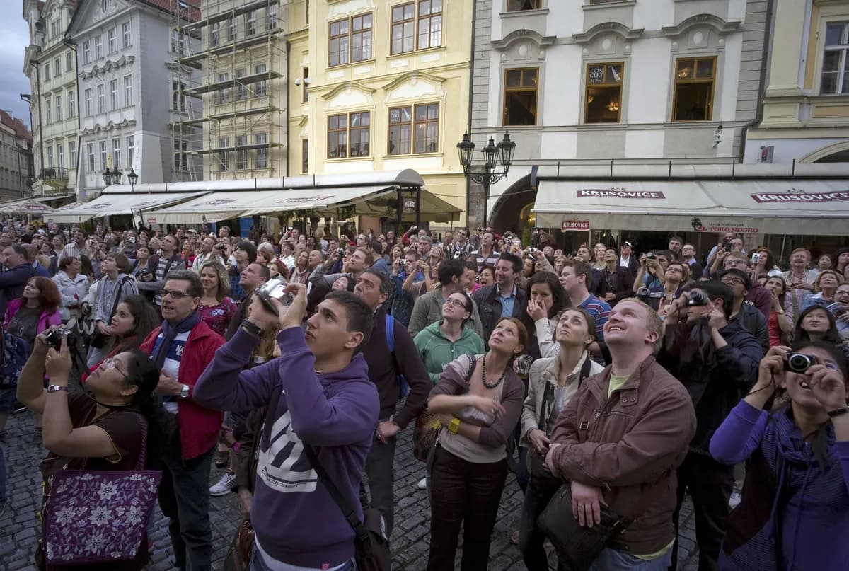 Kommunen förlänger öppettider för serveringsställen under VM