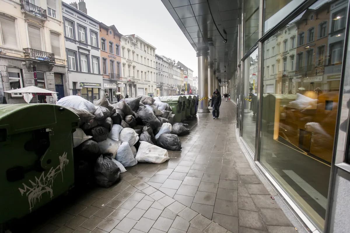 Unite union cuts Labour funding over Birmingham bin strike handling
