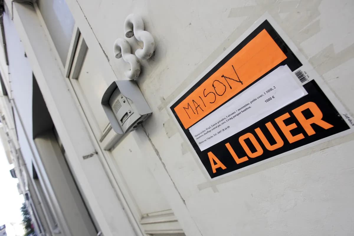 Swedish parties debate rental market, deportations, and schools