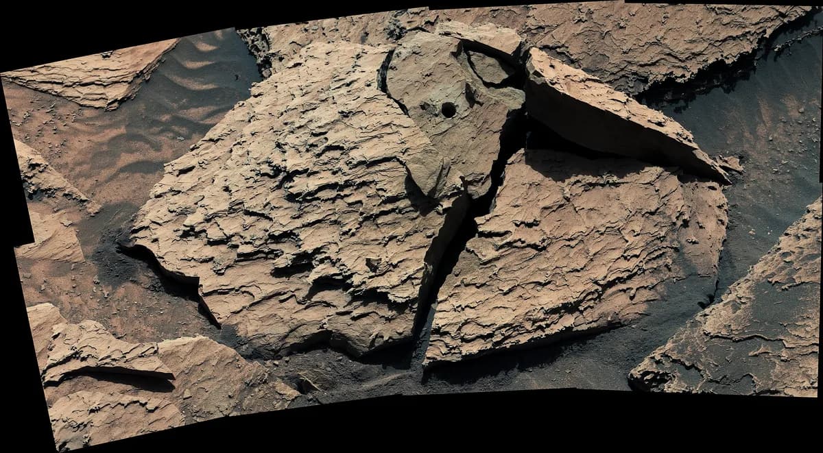 Curiosity rover drills rock that sticks to drill