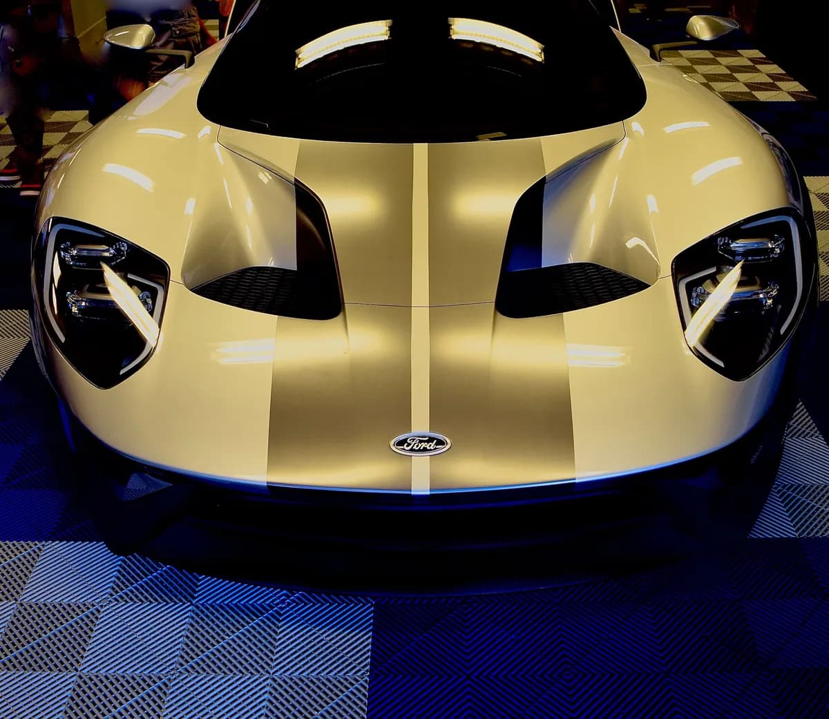 F1 avslöjar 2026-bilsdesign med aktiv aero och lättare chassi