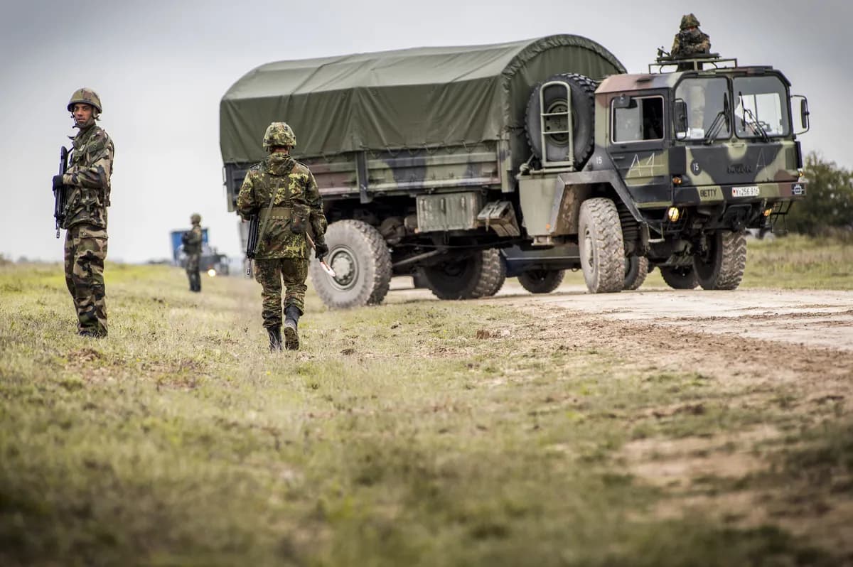 Tusentals flyr från Sydsudans Akobo när armén hotar med anfall
