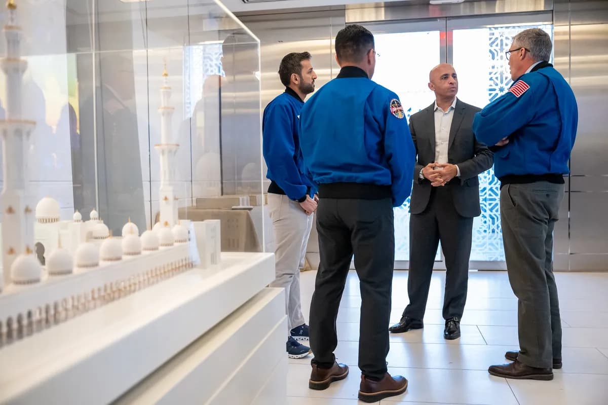 Ellisons middag för Trump väcker protester i Washington