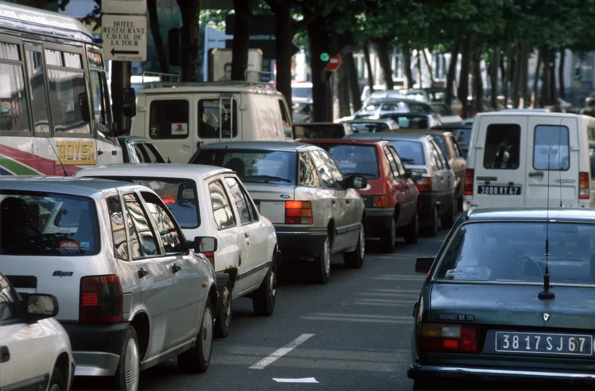 Think Tank Proposes Tax on Large SUVs Amid UK Size Concerns