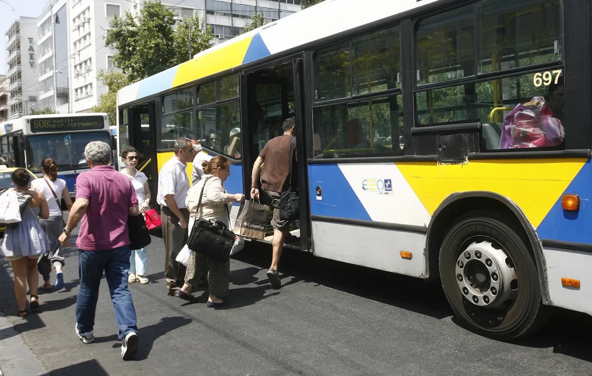 Ryanair cuts Girona capacity, blames Aena fee hikes