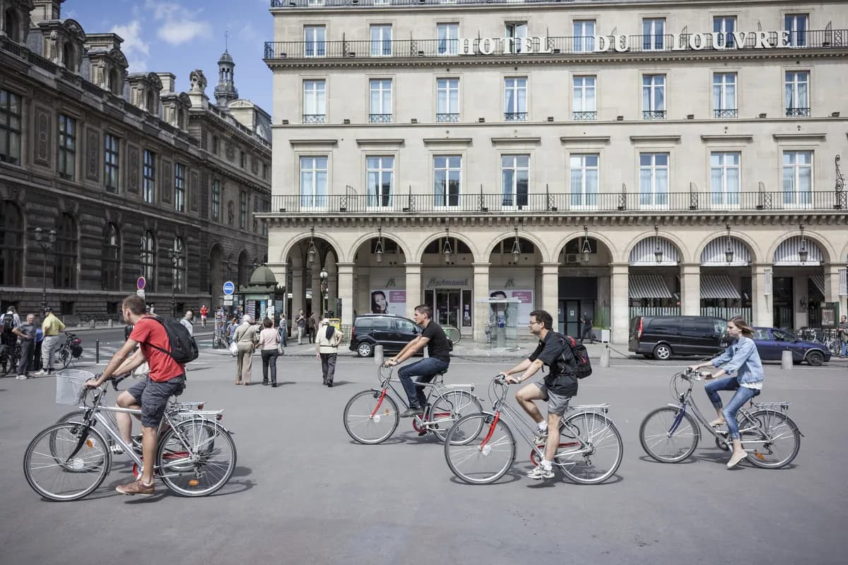 Cyklisten Kiaan Watts avstängd 25 dagar för att ha slagit rivalen Marijn Maas