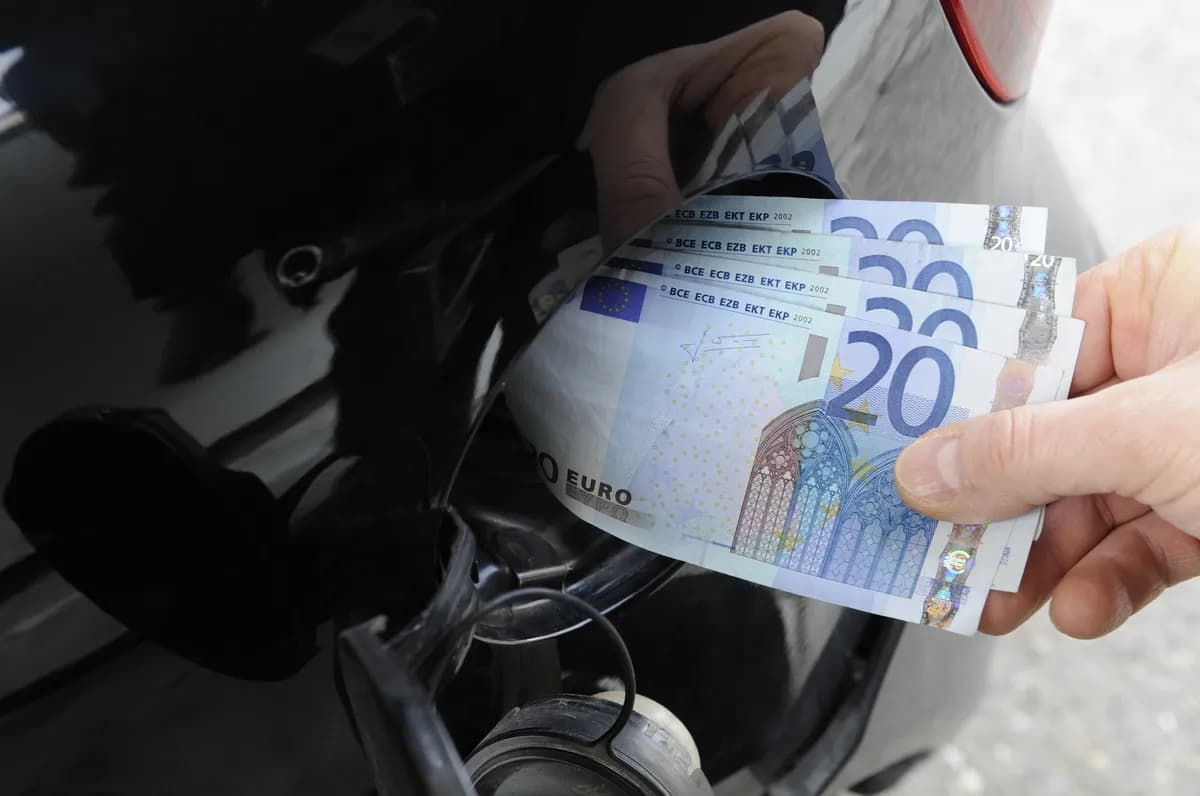 Bränslepriserna skjuter i höjden i Sverige