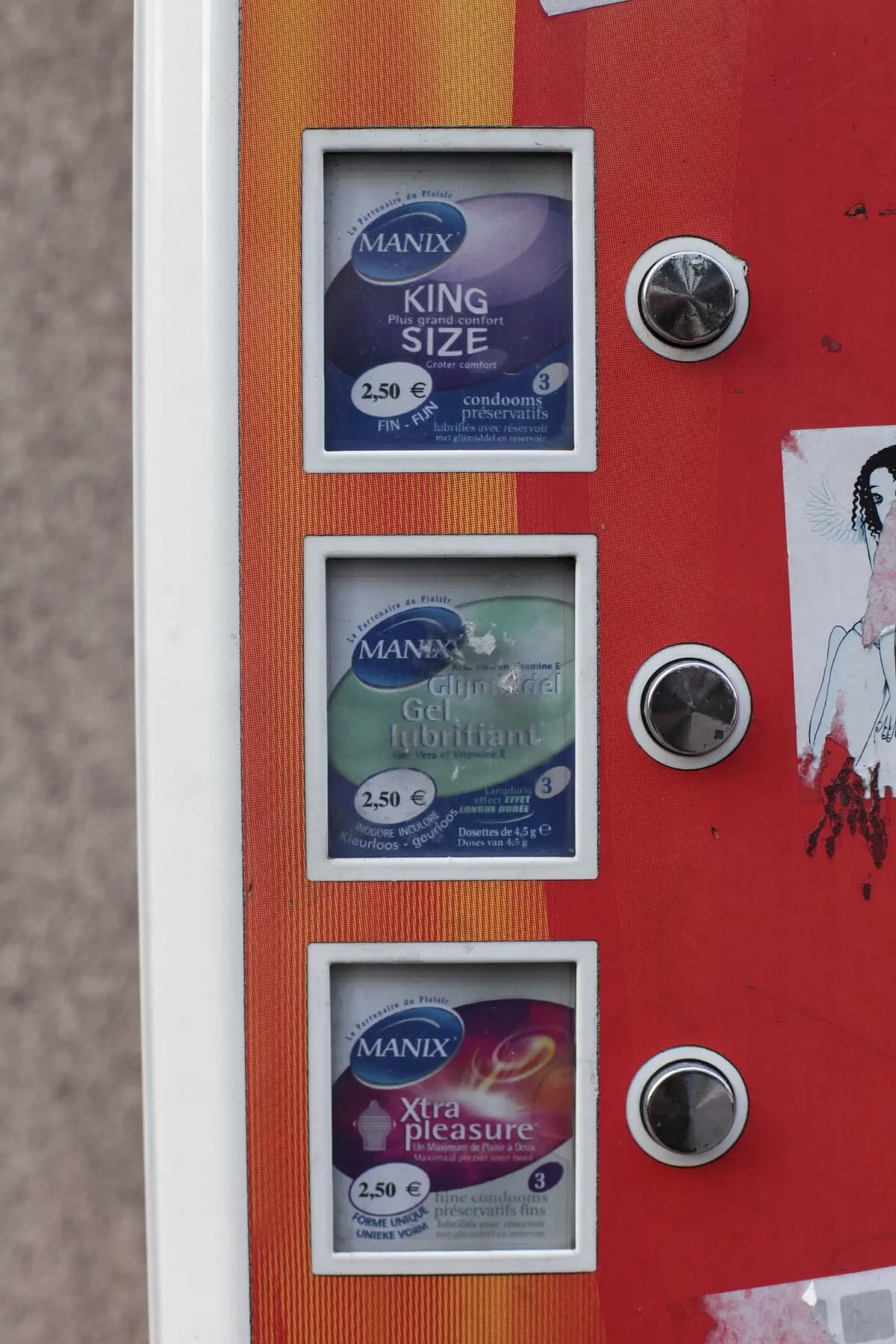 Karex planerar stora prisökningar på kondomer efter Hormuz-störningar