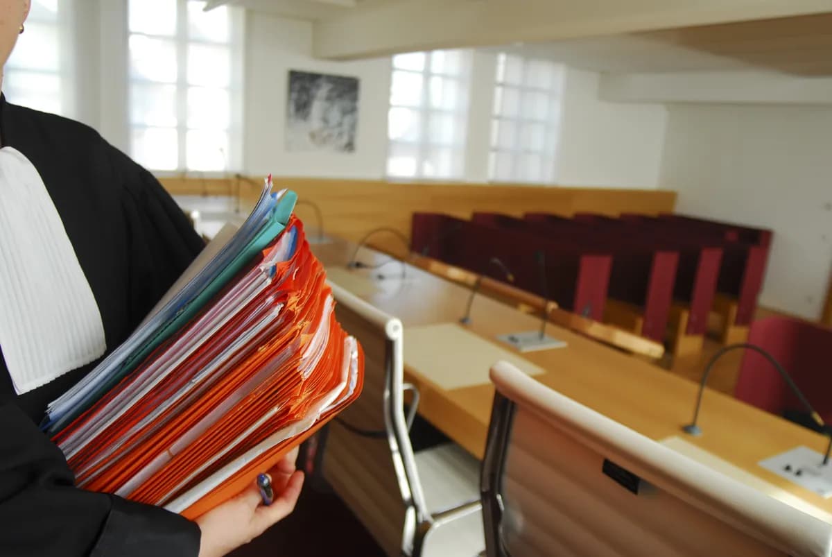 CPS ändrar pressmeddelande om mordfall – väcker debatt om könsbegrepp