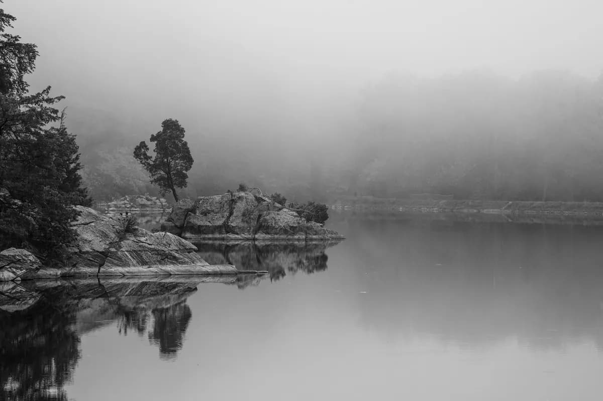 Låg vattennivå i Vättern tvingar till bryggnedskärningar i Göta kanal