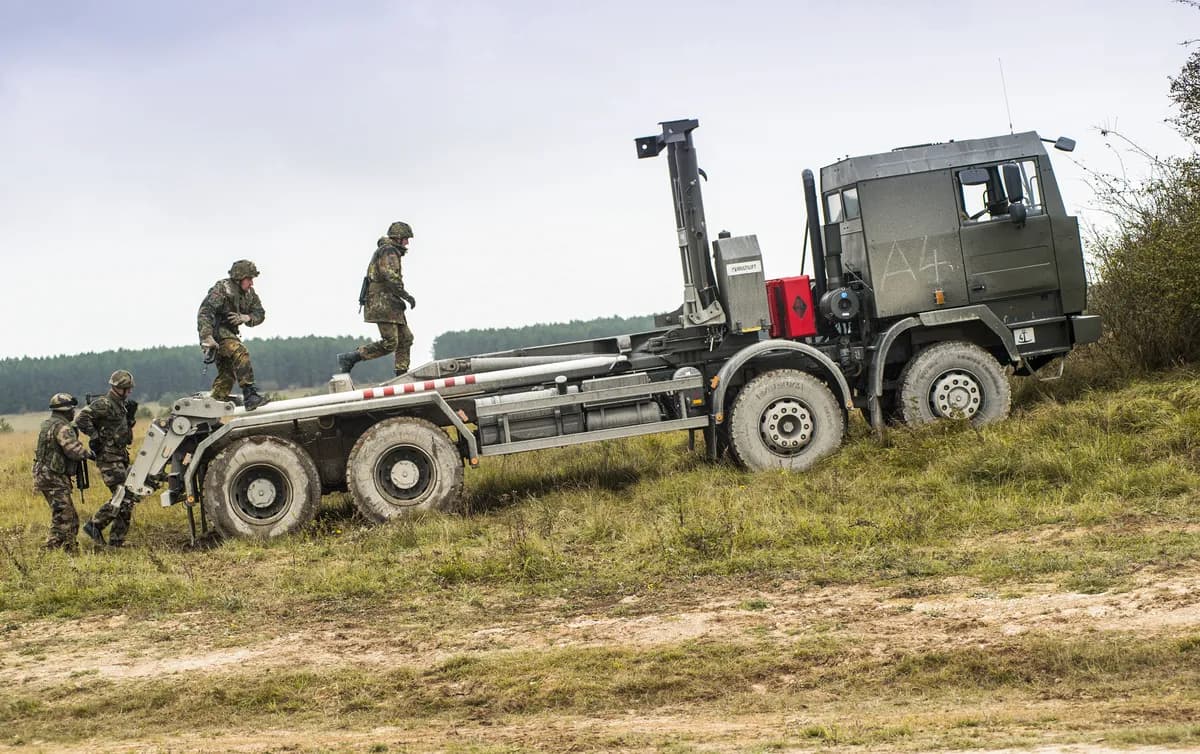 Israeli Forces Reportedly Clash During Border Landing Operation