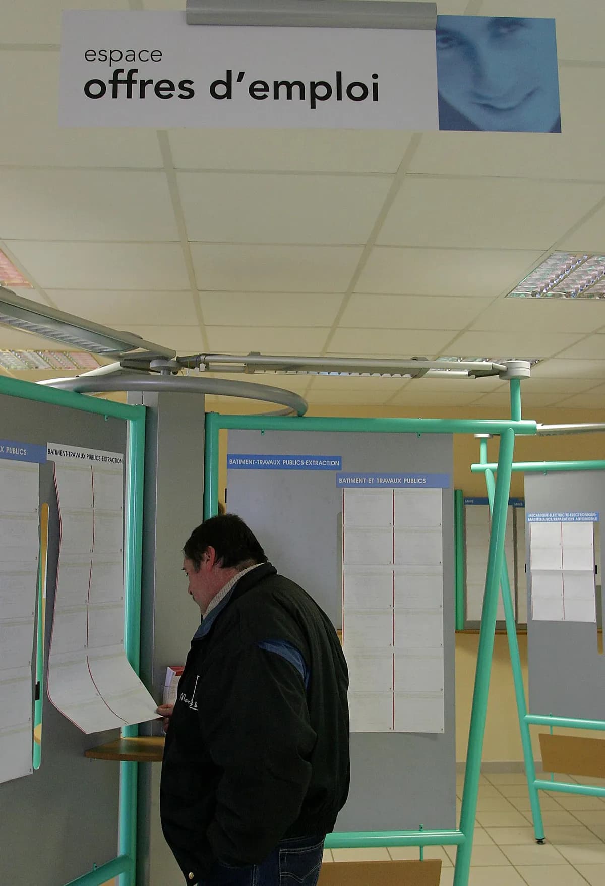 Arbetsförmedlingen säger upp avtal med privata jobbcoacher efter misslyckad reform