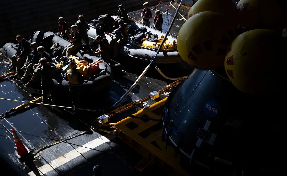 Ryssland anklagas för paketbombsplan, tonårsrekrytering och smuggling