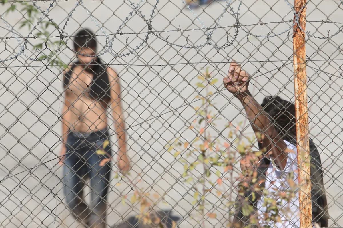 Tidigare Nepals premiärminister Oli anhållen för protestdödsfall, utlöser protester