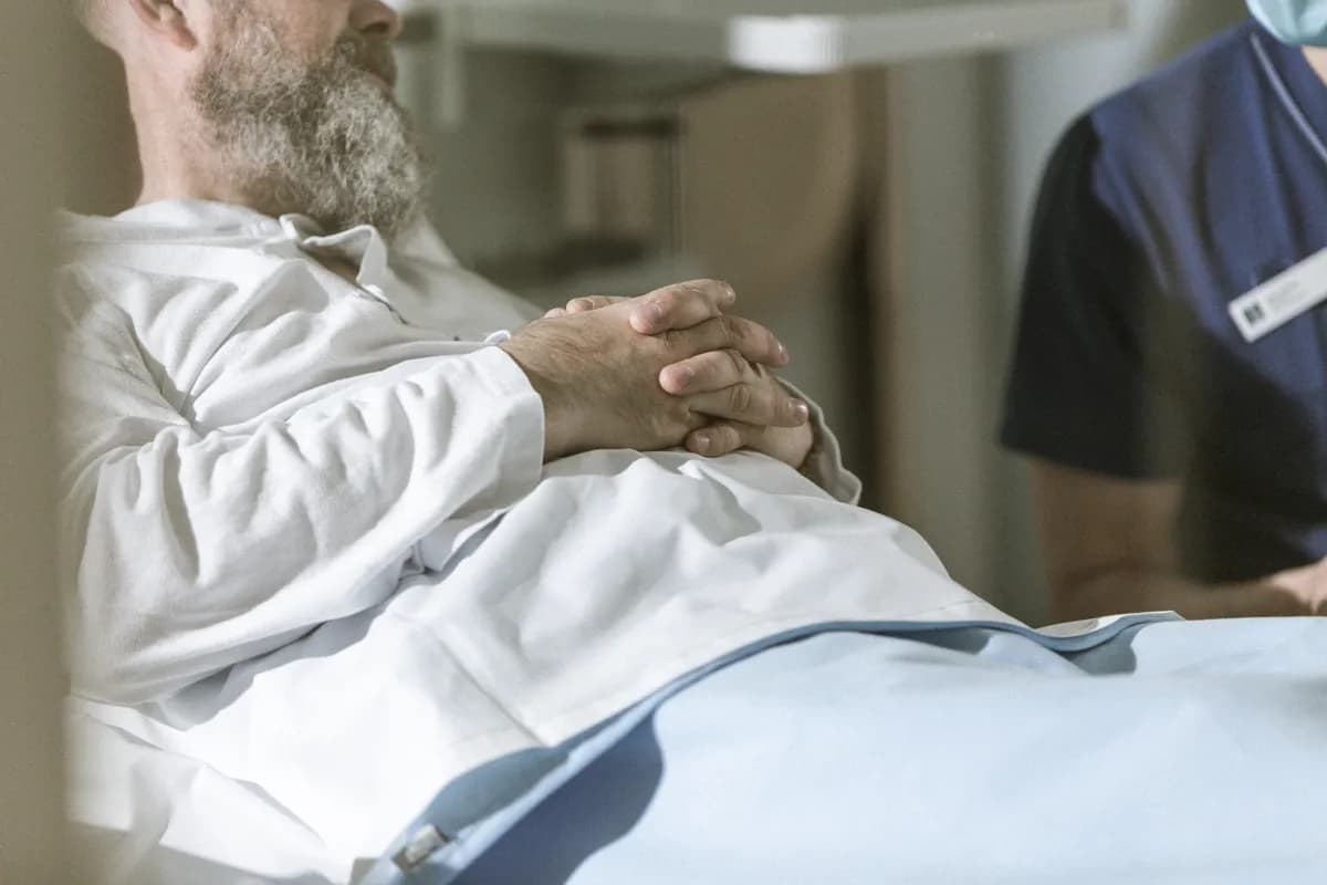 Svenska regeringen föreslår att kommuner får anställa läkare