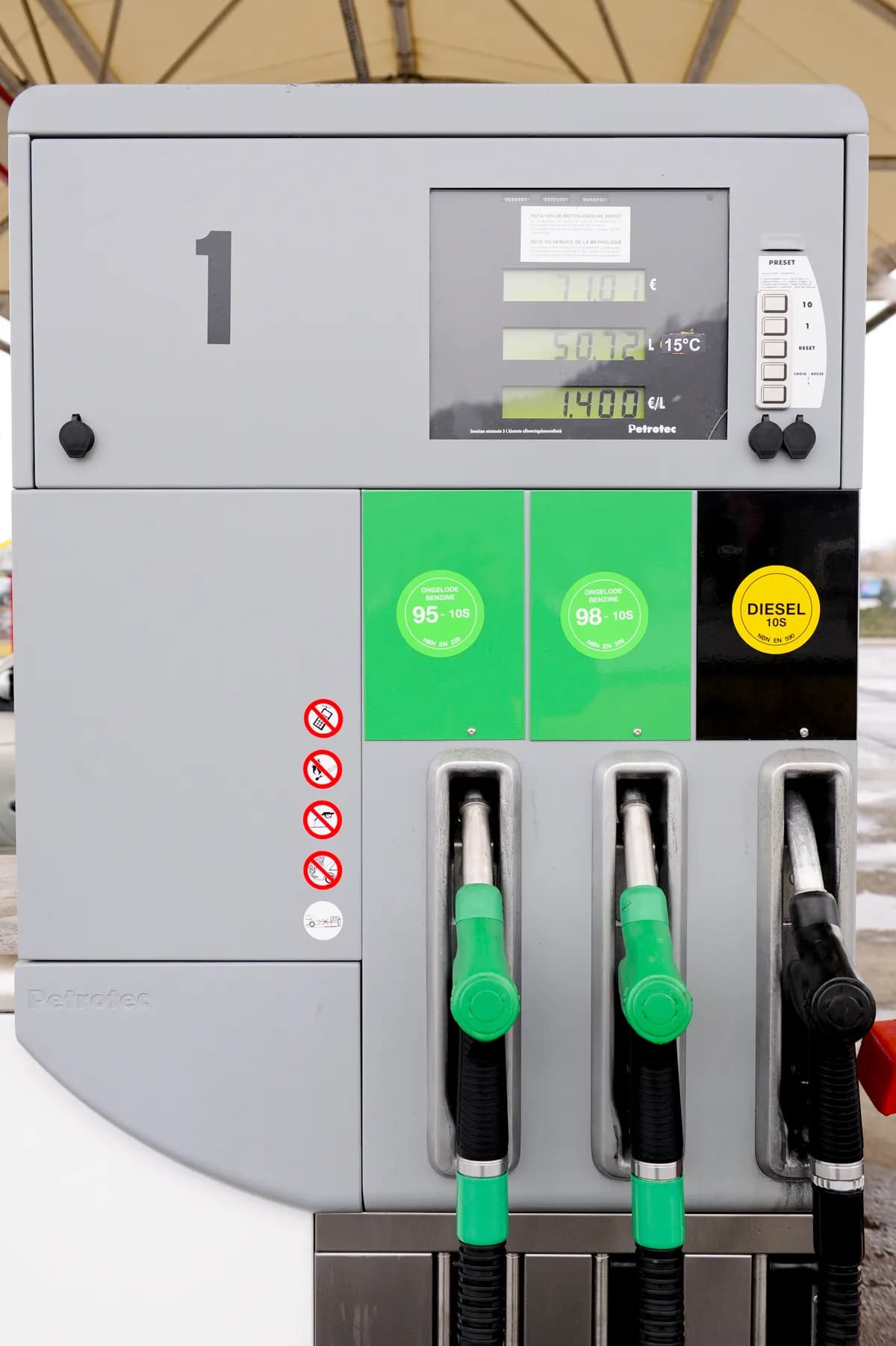 Iran War and Strait of Hormuz Closure Trigger Global Energy Crisis