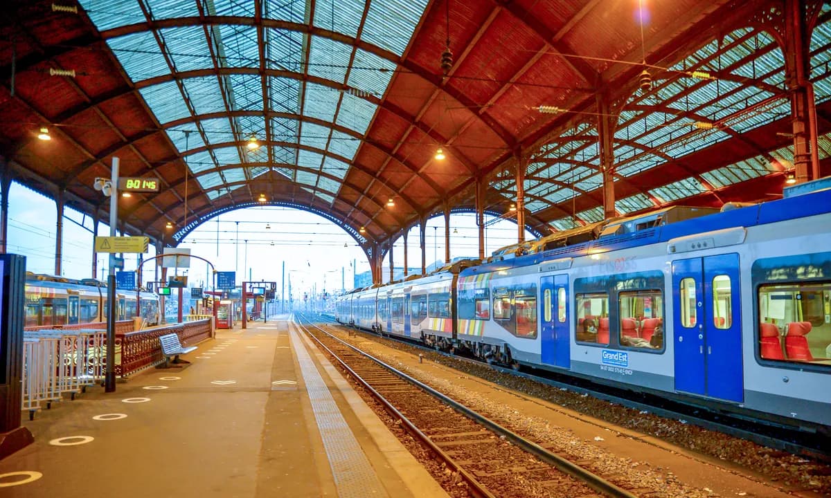 Tågtrafiken återupptas med förseningar efter incident mellan Flen och Gnesta